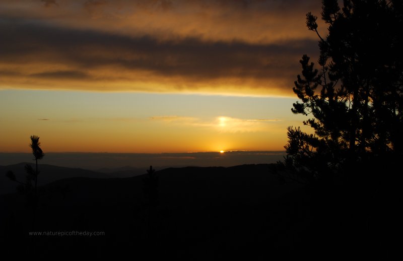 backcountry escape, rugged roads, jeep trails.  Nature picture.