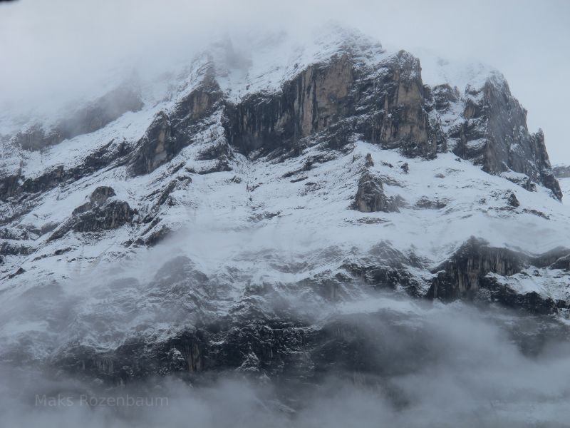 Snow and rain in the Apls