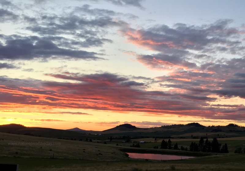 Sunset over eastern Washington.